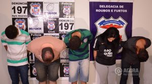 Suspeitos presos por policiais da DERF - Foto : Messias Filho / AGORA MT