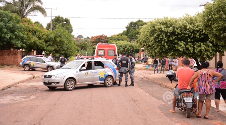 Polícia Militar fazendo isolamento do local de tentativa de homicídio - Foto : Messias Filho / AGORA MT