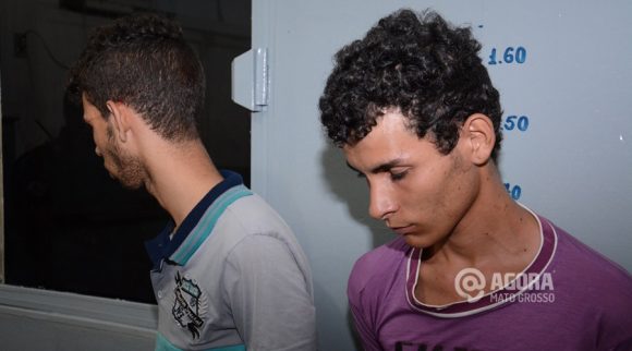 Suspeitos presos pela Polícia Militar - Foto : Messias Filho / AGORA MT