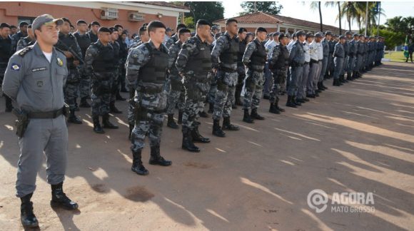 Policiais do 4 comando regional de Rondonópolis .Foto: Varlei Cordova/AGORA MT