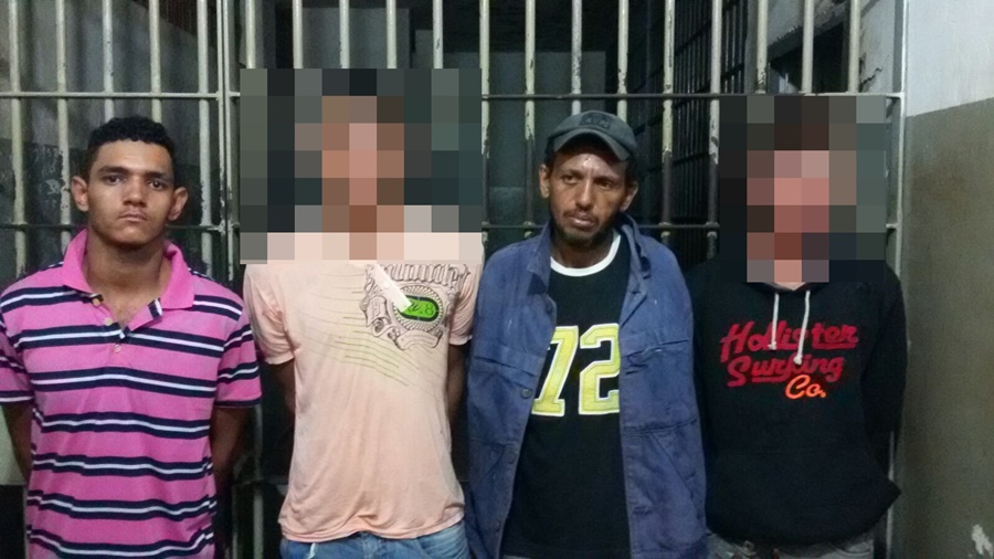 Suspeitos presos - Foto: Divulgação / PM
