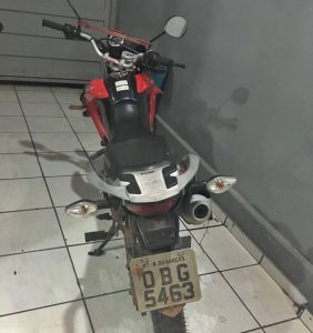 Moto recuperada pela polícia - Foto: Divulgação PM