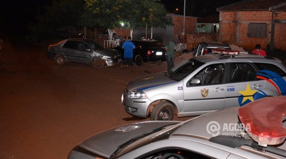 Polícia Civil e Polícia Militar estiveram no local do acidente - Foto : Messias Filho / AGORA MT
