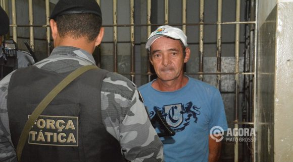 Suspeito de estupro O A F S preso pela Polícia Militar - Foto : Messias Filho / AGORA MT