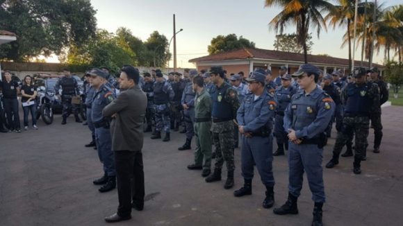 150 policiais militares e civis estão envolvidos na Operação Cerco- Foto: PM