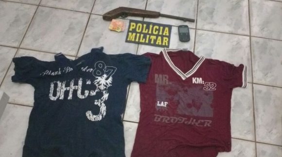 Camisetas usadas pelos suspeitos - Foto: Polícia