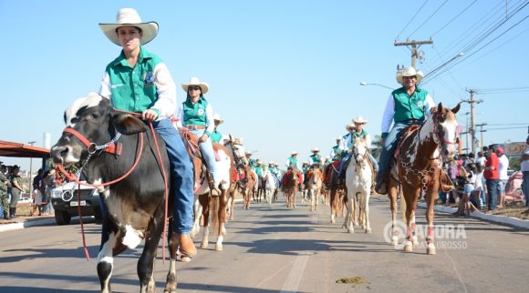 Comitivas na cavalgada 2016 - Foto : Messias Filho / AGORA MT