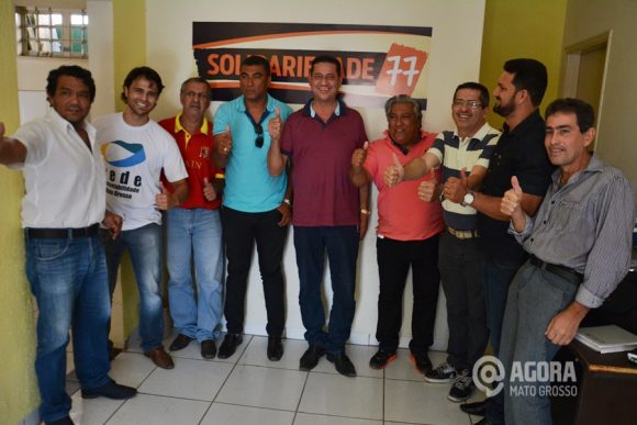 Presidentes dos partidos que apoiam Zé Carlos do Pátio a majoritária - Foto: Messias Filho / AGORA MT