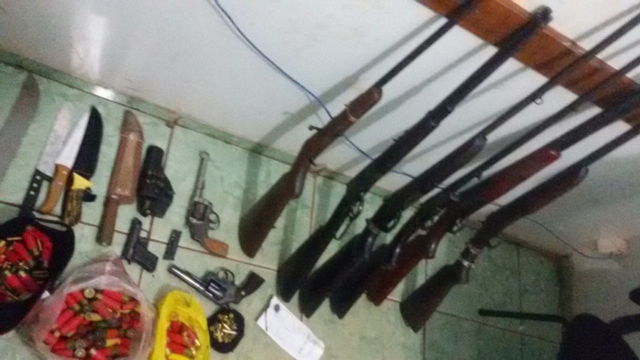 Armas e munições apreendidas - Foto: Divulgação/ PJC