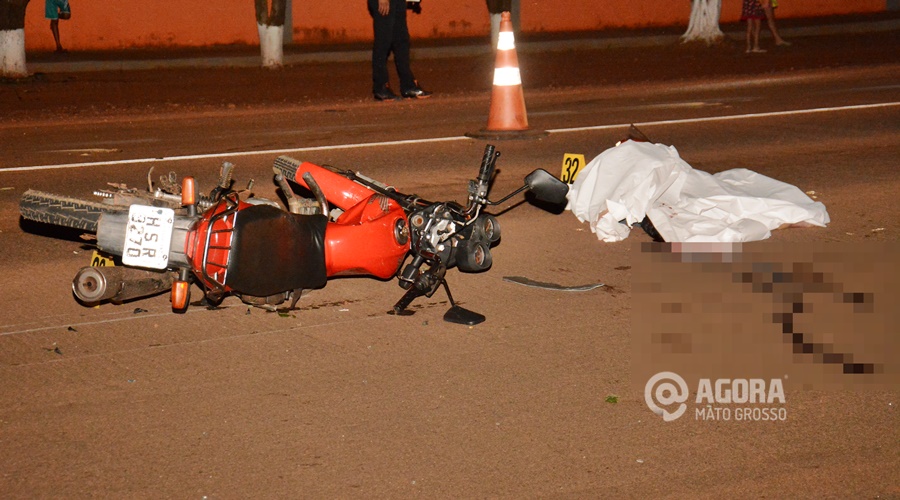 Vítima fatal de acidente de transito - Foto : Messias Filho / AGORA MT