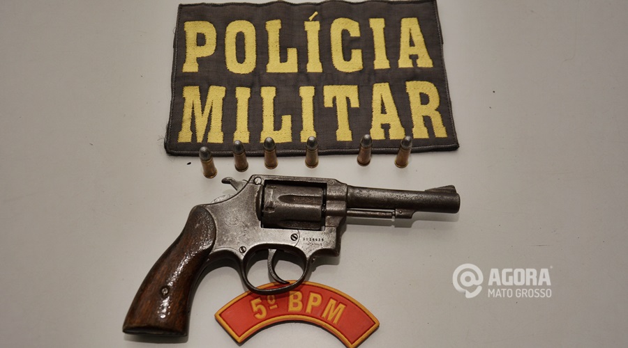 Arma usada no crime apreendida pela polícia - Foto : Messias Filho / AGORA MT