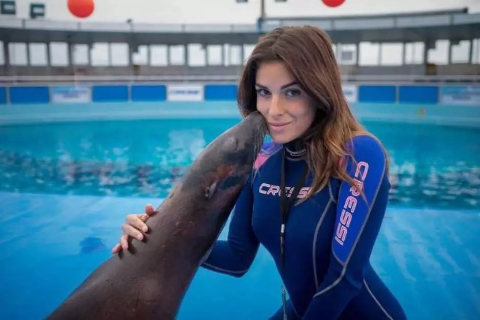 Imagem: ela passou a trabalhar como adestradora de leões marinhos em um aquário