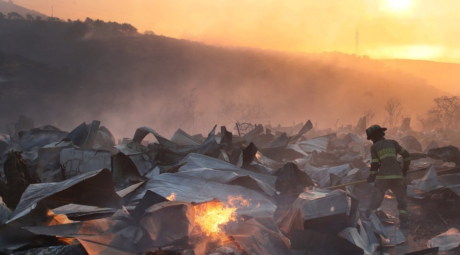 Imagem: incendio deixa centenas sem moradia