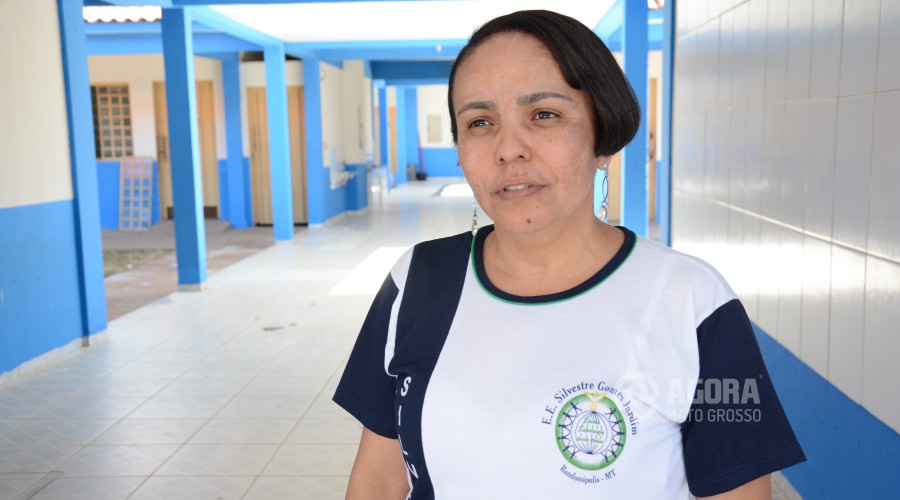 Maria Gomes de Moraes diretora da Escola Silvestre - Foto: Varlei Cordova - AgoraMT