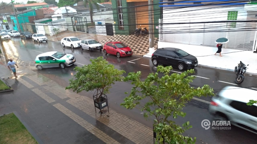Imagem: chuva em Cuiabá