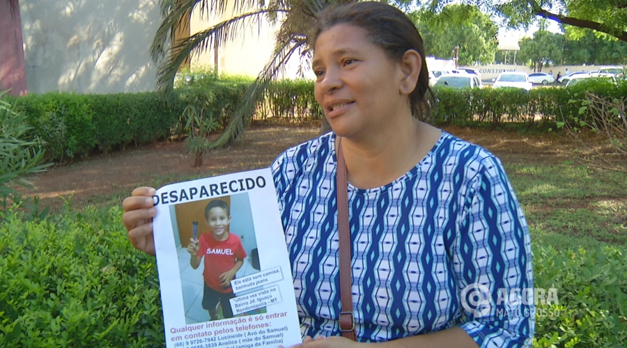 Imagem: Lucineide vó da criança pedindo apoio dos vereadores na Câmara Municipal