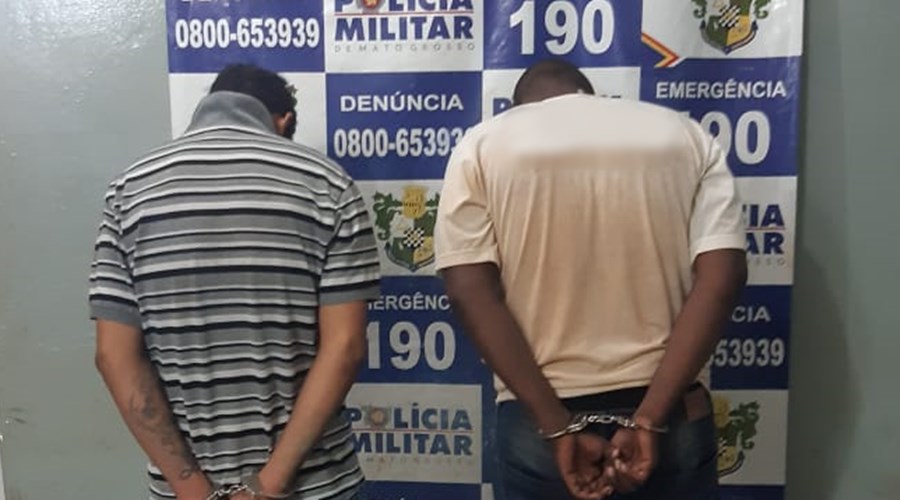 Imagem: Suspeitos detidos pela Polícia Militar com arma de fogo