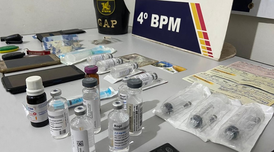 Imagem: Anabolizantes e anestesicos Casal é preso com produtos roubados em Cuiabá e VG