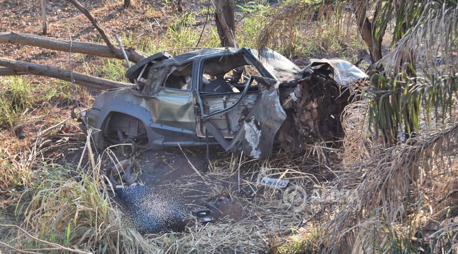 Imagem: acidente Serra Três morrem e dois ficam gravemente feridos em acidente na Serra da Petrovina