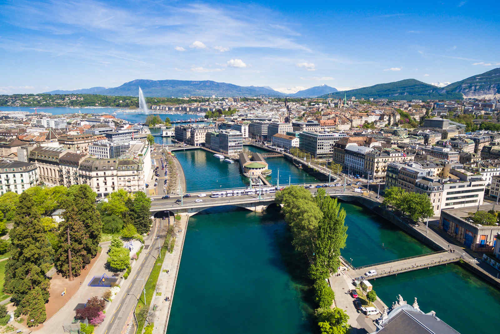 Imagem: GENEBRA Cidade na Suíça aprova salário mínimo de R$ 25 mil