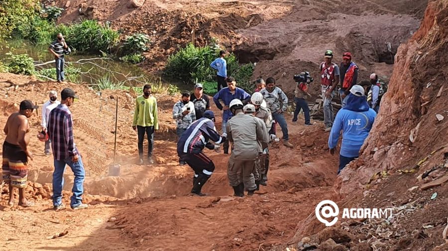 Imagem: Samu e bombeiros socorrendo vitima de acidente na Av Bandeirantes D-10 com jardineiros despenca de ponte em Rondonópolis
