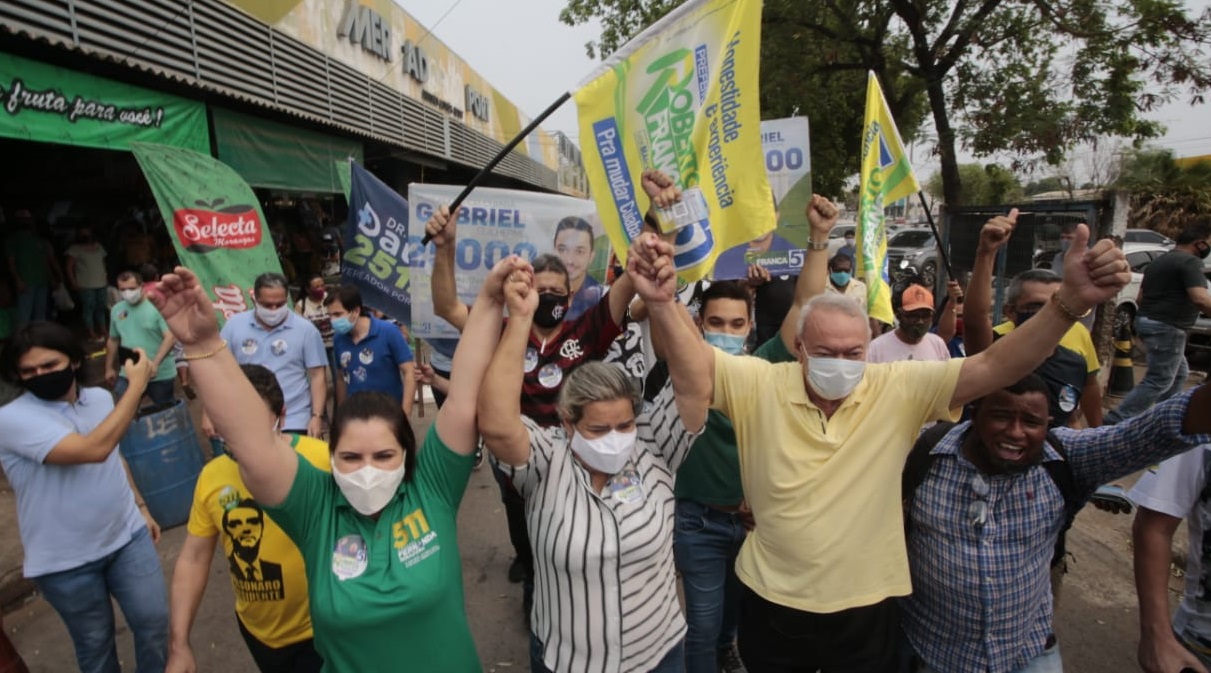 Imagem: candidato Candidatos se defendem sob falta de máscaras em Cuiabá
