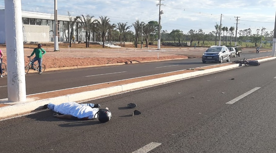 Imagem: acidente Motociclista morre ao voltar do trabalho na Avenida dos Estudantes