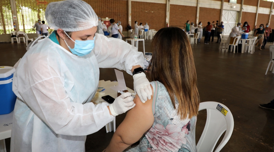 Imagem: Vacina Cuiaba Cuiabá muda sistema de agendamento de vacina contra Covid