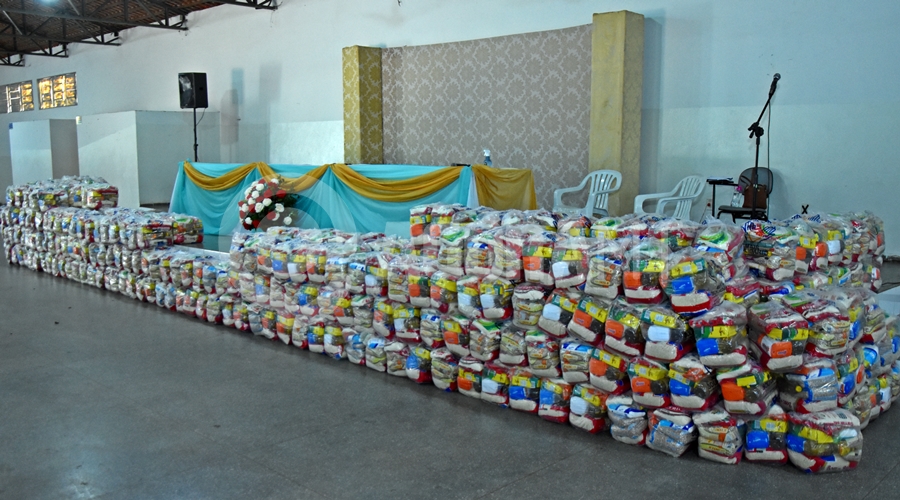 Imagem: Cestas Basiscas Primeira-dama entrega donativos e quer mais parcerias em Rondonópolis