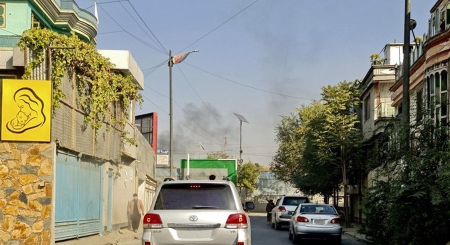 Imagem: ataque Afeganistao Duas explosões e tiroteios ocorrem perto de um hospital em Cabul