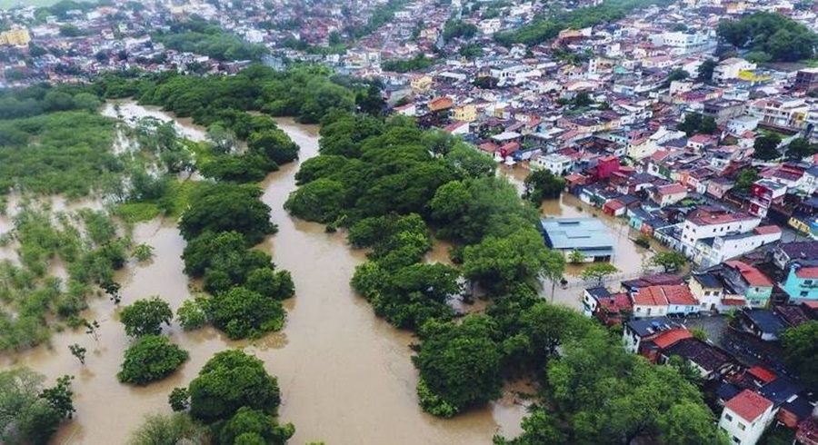 Imagem: Alagamento no estado da Bahia Governo anuncia crédito, vacinação e ajuda para reconstrução na Bahia