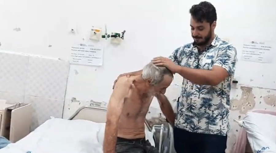 Imagem: cristiano pai Cantor é aplaudido ao homenagear pai no hospital com música de Marília Mendonça