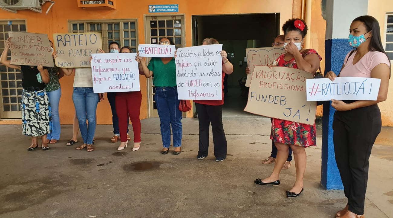 Imagem: protesto rateio Fundeb roo Prefeitura descarta rateio do Fundeb para servidores em Rondonópolis