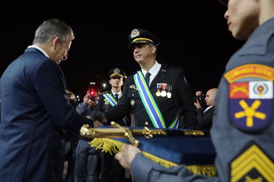 Imagem: troca de comando Coronel Alexandre Mendes assume o comando-geral da Polícia Militar de Mato Grosso