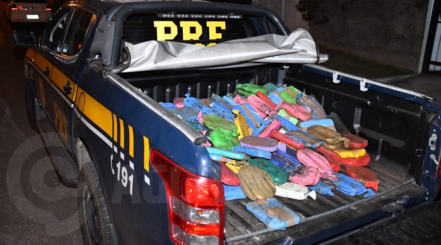 Imagem: A droga foi apreendida pela PRF PRF tira de circulação cerca de 200 Kg de pasta base de cocaína