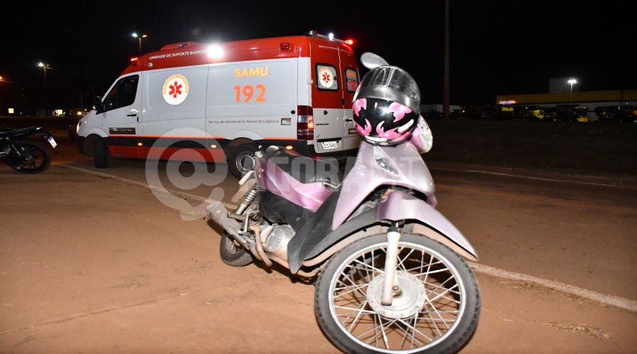 Imagem: Motocicleta Biz envolvida no acidente Motorista realiza ultrapassagem indevida e bate de frente com moto