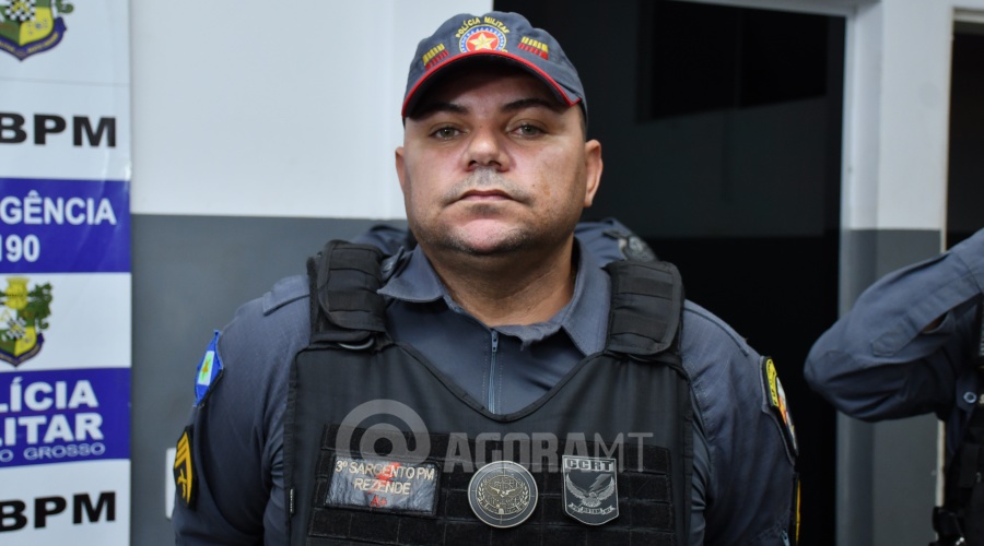 Imagem: Sargento Rezende da Policia Militar 1 PM prende suspeito de realizar tráfico de drogas e apreende entorpecentes e colete de órgão público