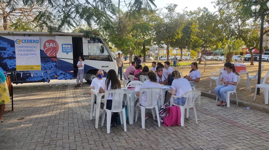 Imagem: Cedero 2 Cedero realiza dia ‘D’ de combate ao Colesterol na Praça dos Carreiros
