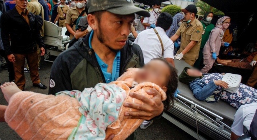 Image: Earthquake in Indonesia Rises to 268 death toll in earthquake in Indonesia