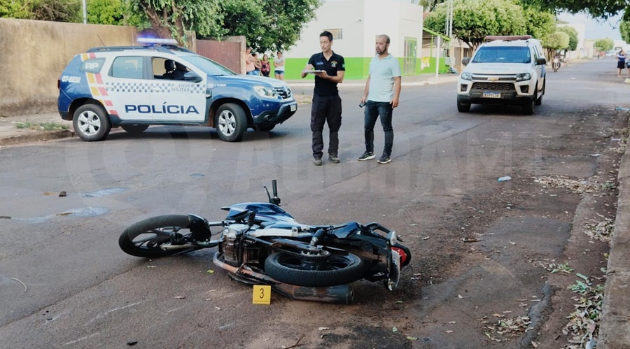 Imagem: fuga tangara 1 Motociclista empreende fuga após abordagem, colide em veículos e sofre fratura exposta