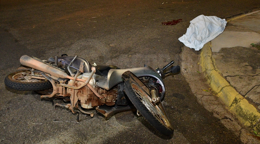 Imagem: Acidente com vitima fatal no bairro Vila Uniao Idoso morre em acidente entre moto e carro em Rondonópolis
